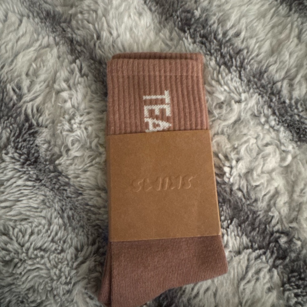 Skims Limited Edition Team USA Crew Socks
